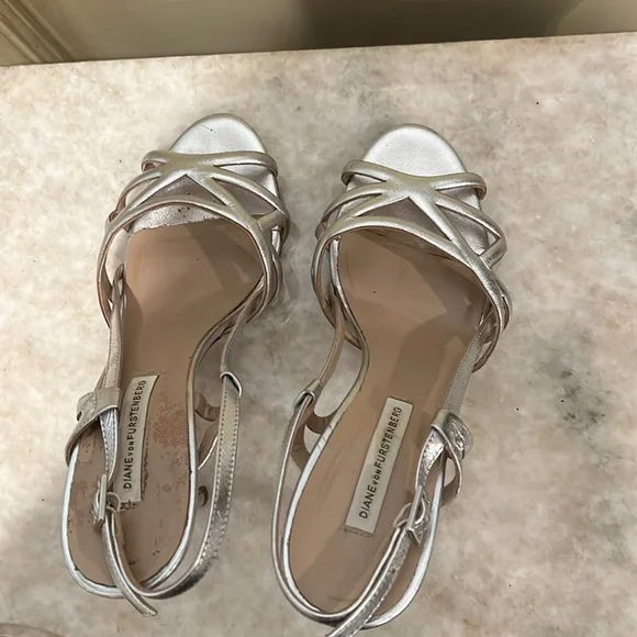 Diane von Furstenberg Silver Heels Size 7.5